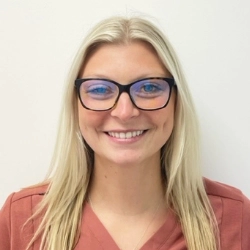 Alegra - Dental Assistant